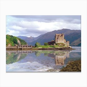 Eilean Donan castle Scotland 1 Canvas Print