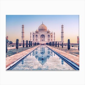 Beautiful Taj Mahal Canvas Print