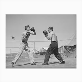 Boxing,Transient Workers Living At The Fsa (Farm Security Administration) Migratory Farm Labor Camp,Athena, Canvas Print