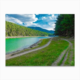 Green Lake In The Mountains 202308181739269pub Canvas Print
