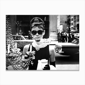 Audrey Hepburn Breakfast At Tiffanys Canvas Print