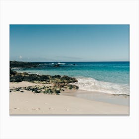 Beach In Paradise In Hawaii Canvas Print