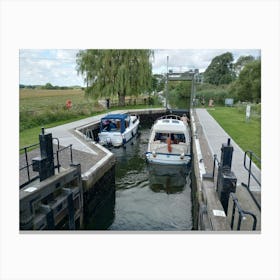 Boats in a lock photo Cambridgeshire UK Canvas Print