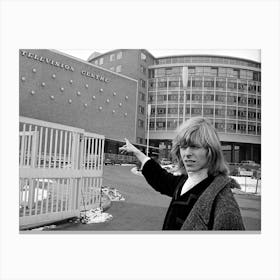David Bowie Outside The Bbc, 1965 Canvas Print