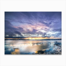 stunning view of the sunset over the sea Canvas Print