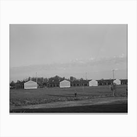 Twin Falls, Idaho Fsa (Farm Security Administration) Farm Workers Camp Row Shelters In Which The Japanese Liv Canvas Print