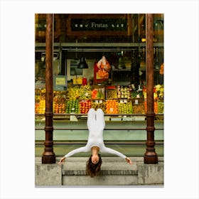 The Urban Yoga: Madrid 11 Canvas Print