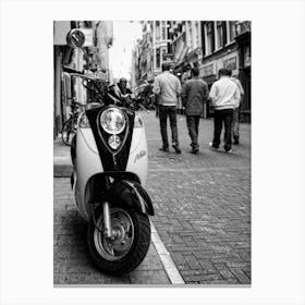 Vespa Amsterdam 01 (2007) Canvas Print