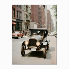 A 19th century car on the streets of New York Canvas Print