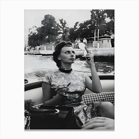 Sophia Loren Checking Her Makeup With A Mirror On Board A Boat During The 19th Venice International Film Festival Canvas Print