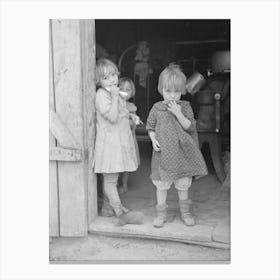 Children Of Earl Pauley In Doorway, Near Smithland, Iowa By Russell Lee Canvas Print