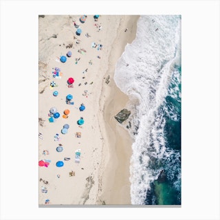 Beachgoers In La Jolla California Canvas Print