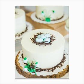 Bird'S Nest Cake Canvas Print