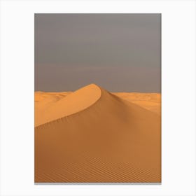 Sahara Desert Sand Dune While The Sun Goes Down Canvas Print