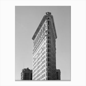 Flatiron Building New York Black And White Canvas Print