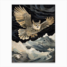Great Horned Owl 1 Gold Detail Painting Canvas Print