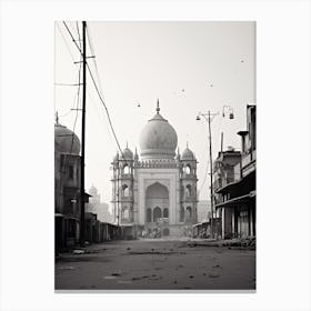 Delhi, India, Black And White Old Photo 2 Canvas Print