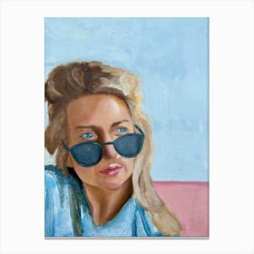 Portrait Of A Woman Wearing Sunglasses Canvas Print