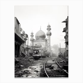 Lahore, Pakistan, Black And White Old Photo 1 Canvas Print