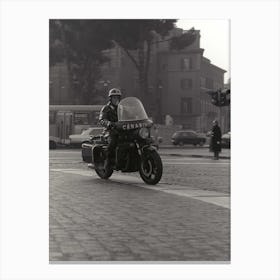 Carabinieri Motorcyclist Piazza Venezia Rome Italy Canvas Print