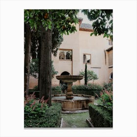 Courtyard Of The Palace Of Granada Canvas Print