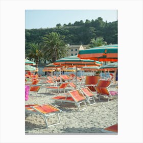 Le Marche, Italy Beach Day Canvas Print