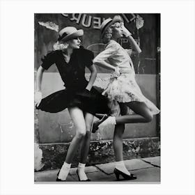 Vintage Women Dancing Canvas Print