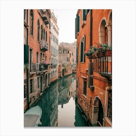 Venice Canals In The Early Morning Canvas Print