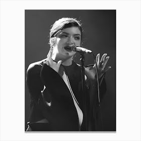 Lorde 27th Annual Aria Awards 2013 Show Canvas Print