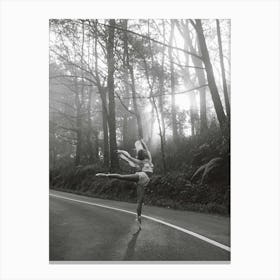 Ballerina b&w Canvas Print