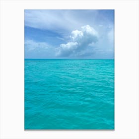 Clear Turquoise Water In Bermuda Canvas Print