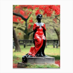 Estatua De Nujeren El Bosque Canvas Print