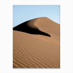 Sand Dune In The Desert In The Middle East Canvas Print