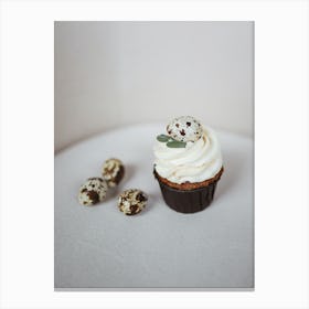 Quail Cupcake Canvas Print