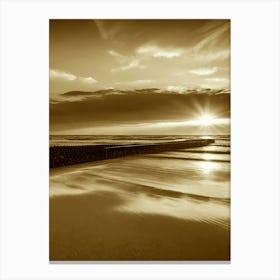 Sunset On The Beach 1008 Canvas Print