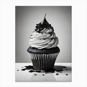 Black And White Cupcake 2 Canvas Print