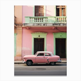 Pink Vintage car in Cuba 1 Canvas Print