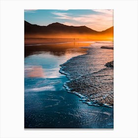 Sunrise At The Beach Canvas Print