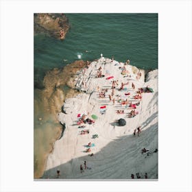 Italian Beach Goers Canvas Print