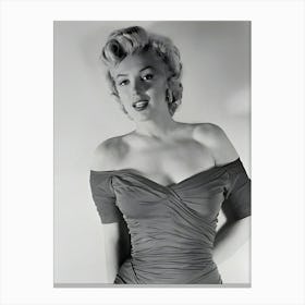 Actress Marilyn Monroe Portrait Canvas Print