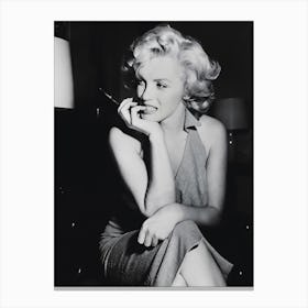 Vintage Marilyn Monroe Black And White Canvas Print