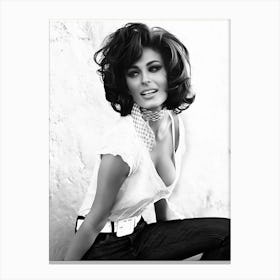 Sophia Loren Black And White 1 Canvas Print