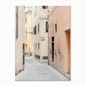 Street Photography In Tuscany Canvas Print