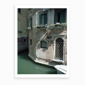Venezia E Una Citta Verda 01 Art Print
