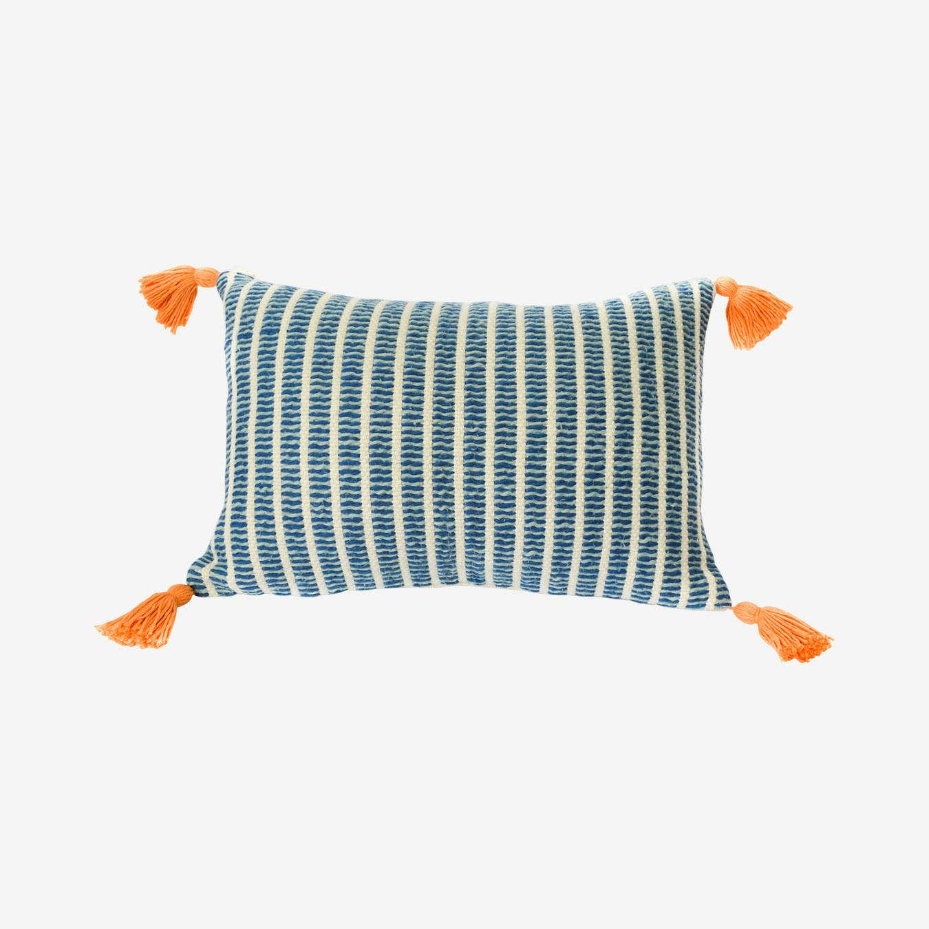 Jardin Pillow Indigo Seaglass by Barichara Pillow Indigo Mint by
