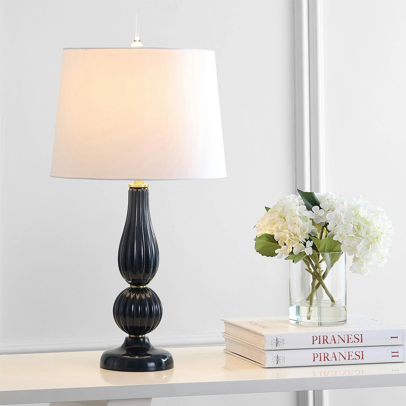 Maddy deals table lamp