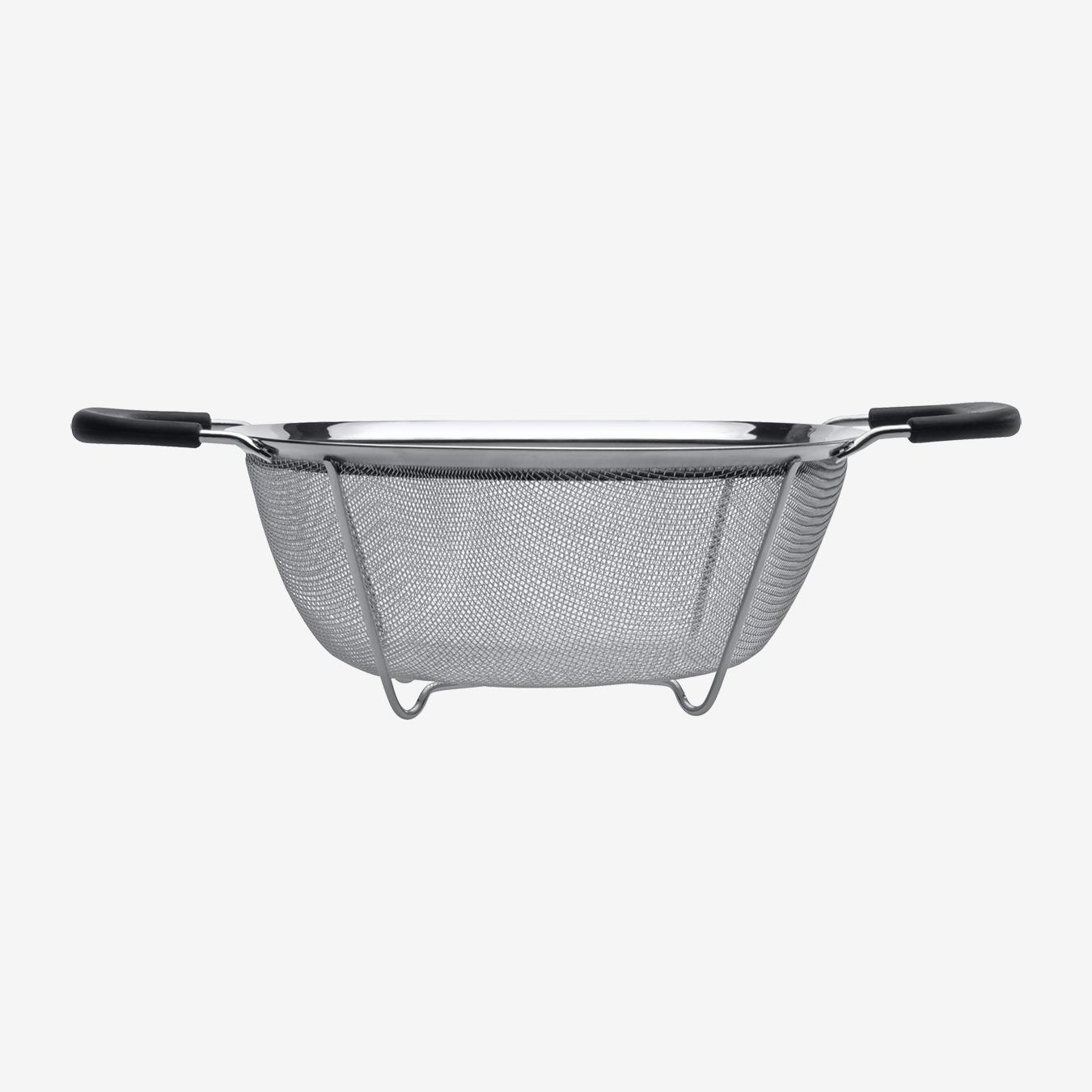 Essentials Round Mesh Colander Stainless Steel by BergHOFF Fy