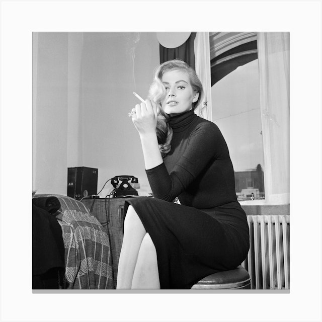 Anita Ekberg Art Print by Mirrorpix - Fy