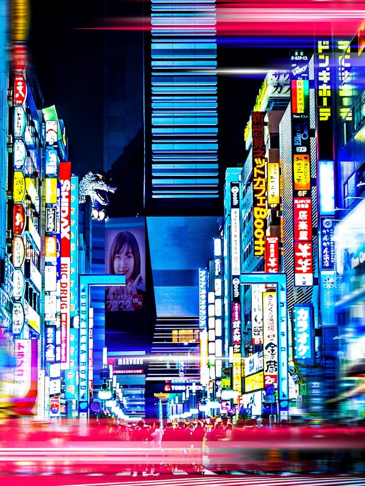 Neon night city: Tokyo, Japan (synthwave/vaporwave/retrowave