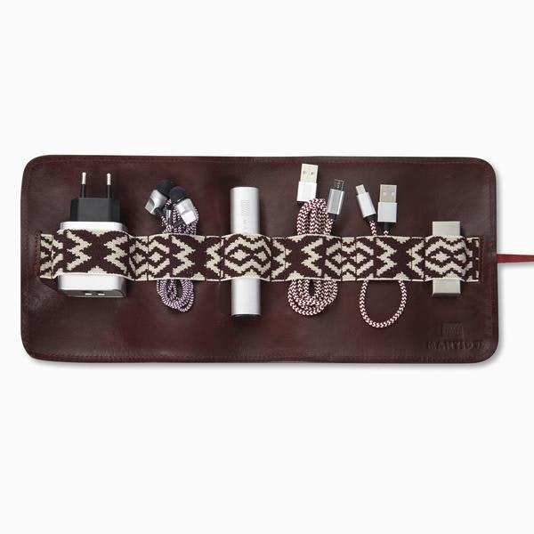 Herringbone Tech Roll Bordeaux by Mantidy